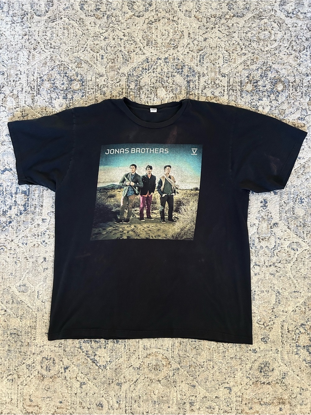 RARE Jonas Brothers Unreleased V Album Tee